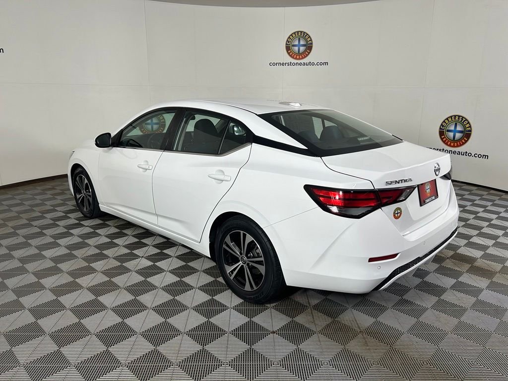 Used 2021 White Nissan SV image 18