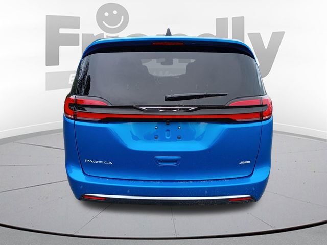 New 2027 Hydro Blue Pearl-Coat Exterior Paint Chrysler Select image 6