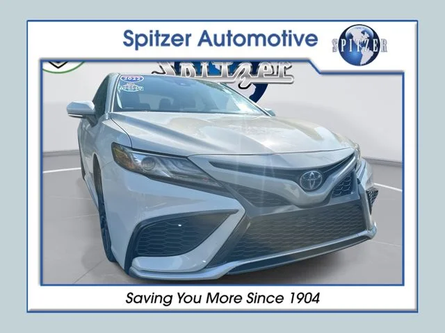 2022 Toyota Camry Hybrid XSE