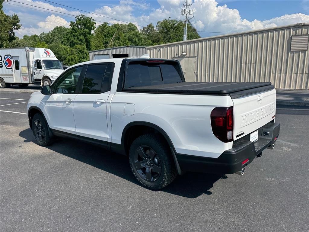New 2026 Platinum White Pearl Honda TrailSport image 4