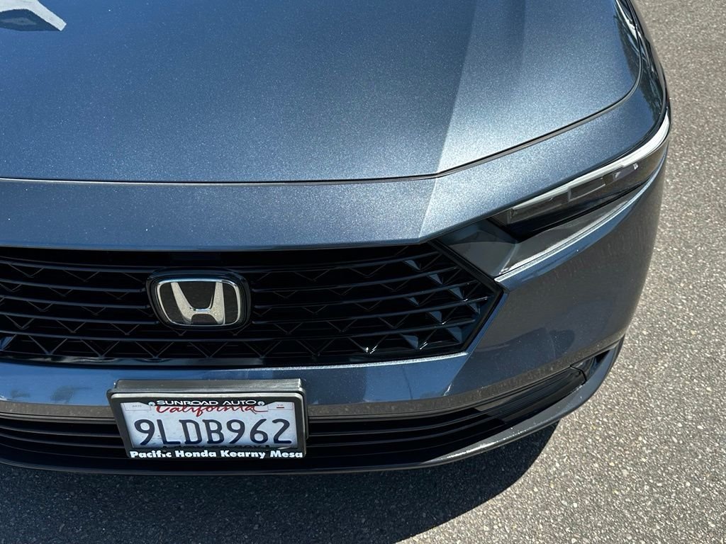 Used 2024  Honda LX image 5