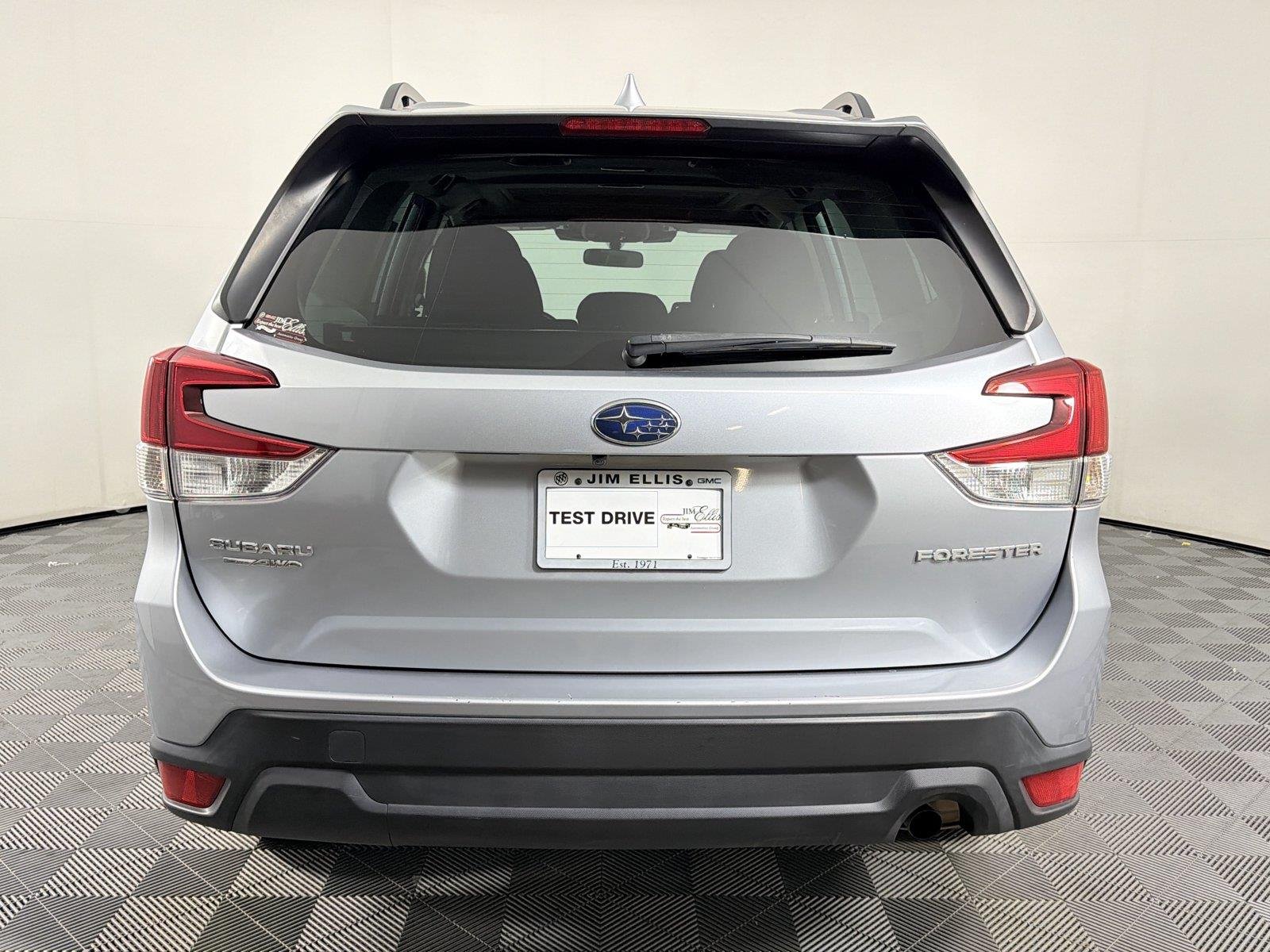 2023 Subaru Forester Premium - Photo 5