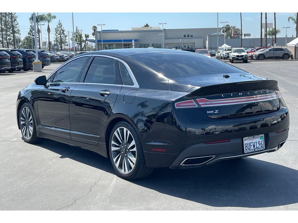 Used 2018 Black Velvet Lincoln Hybrid Reserve image 4