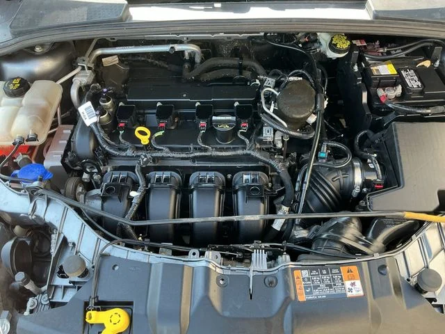Used 2014 Gray Ford SE image 16