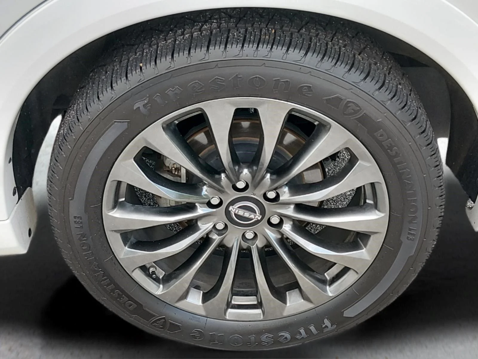 Used 2023 Aspen White Tricoat Nissan Platinum image 20