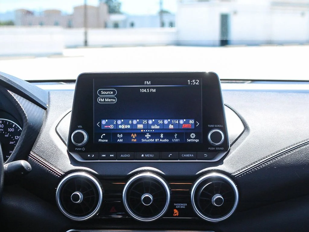 Used 2025 Aspen White Nissan SV image 15