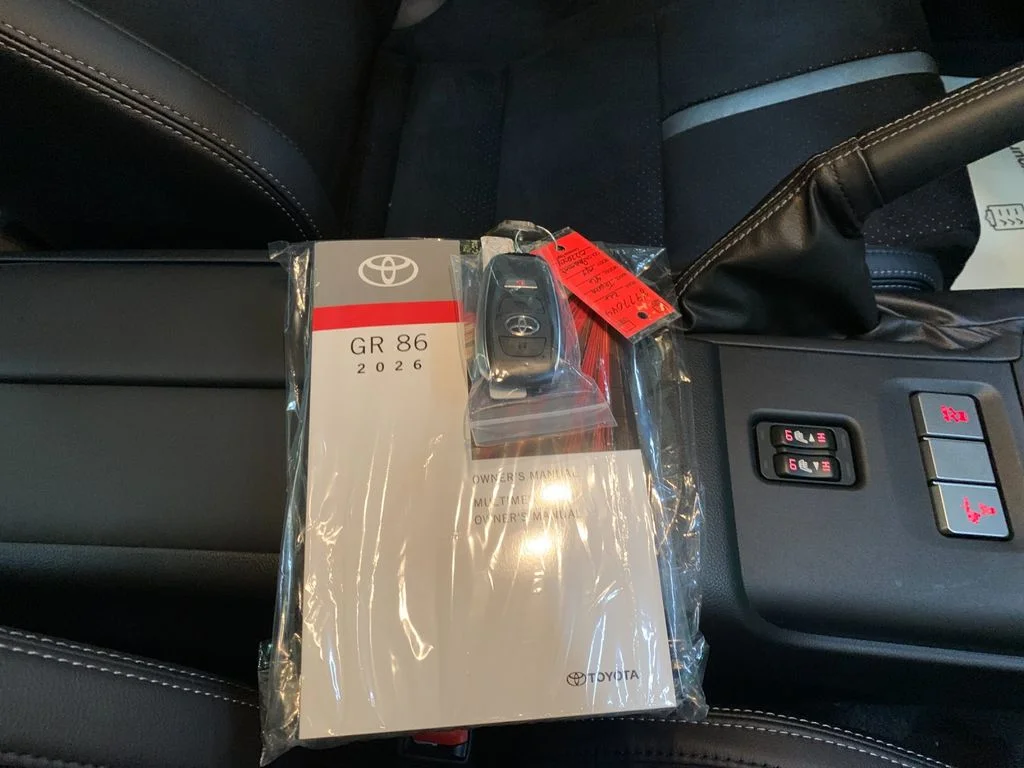 Used 2026  Toyota Premium image 9