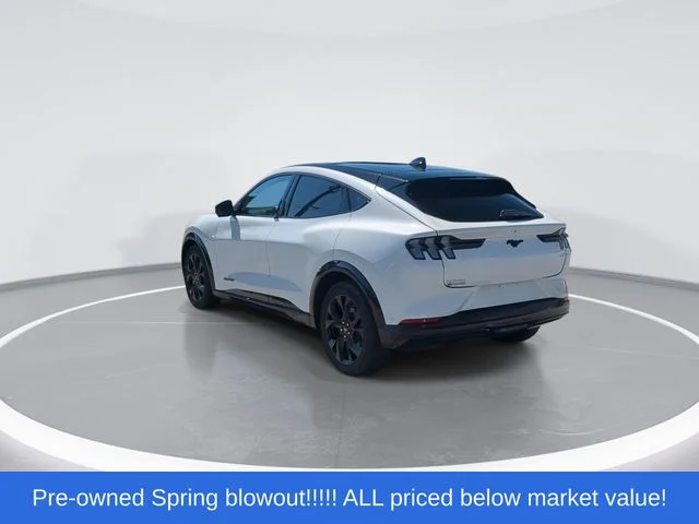 Used 2023 White Ford Premium image 6
