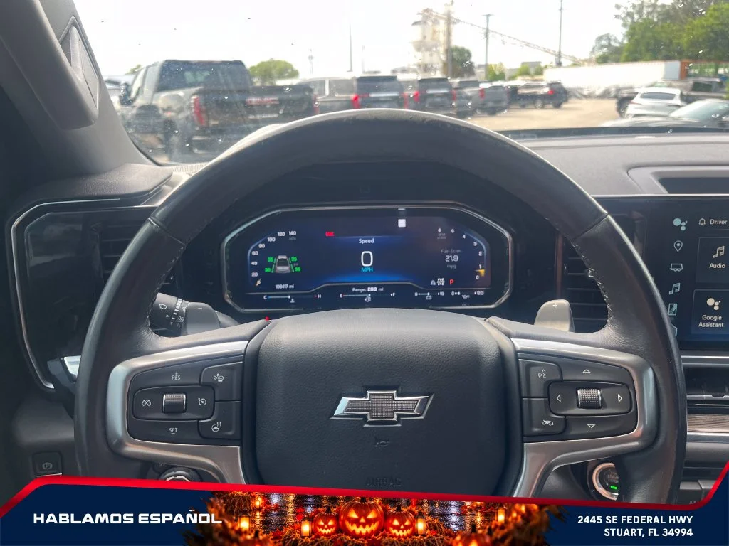 Used 2023 BLACK Chevrolet RST image 22