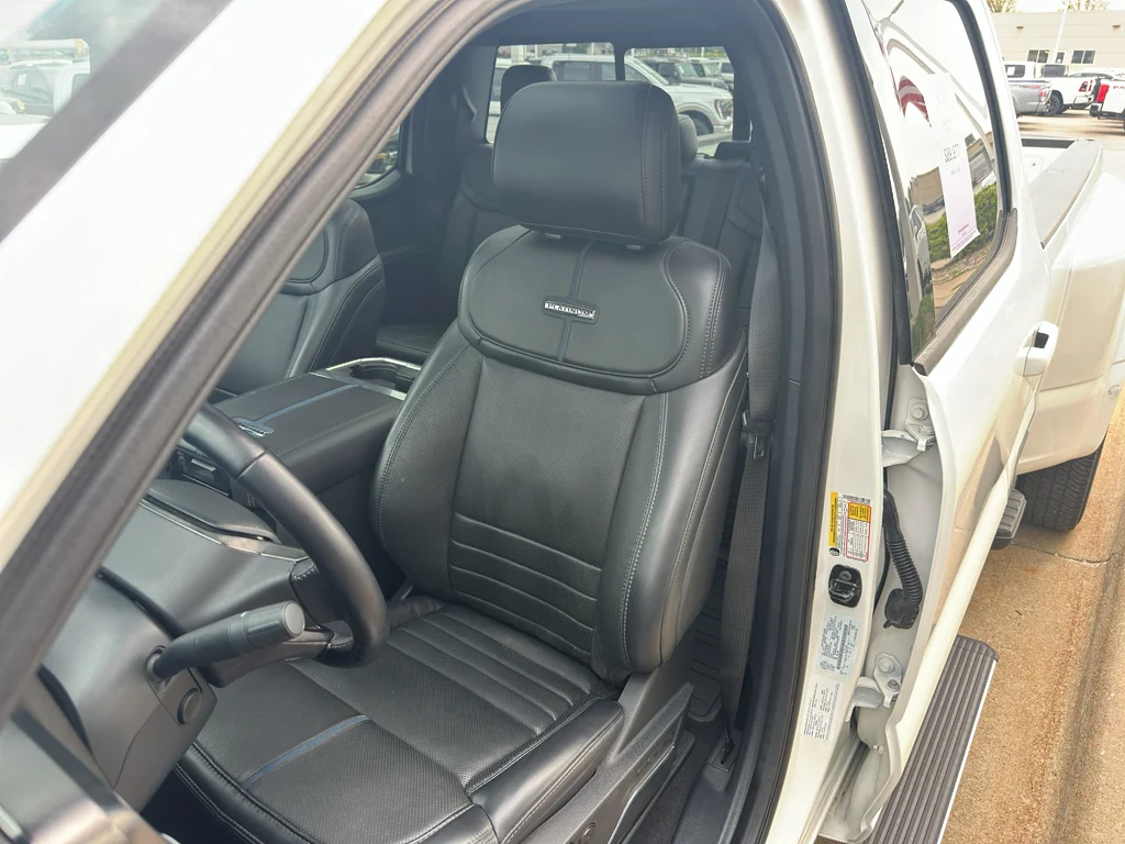 Used 2026 Glacier Gray Metallic Tri-Coat Ford Platinum image 25