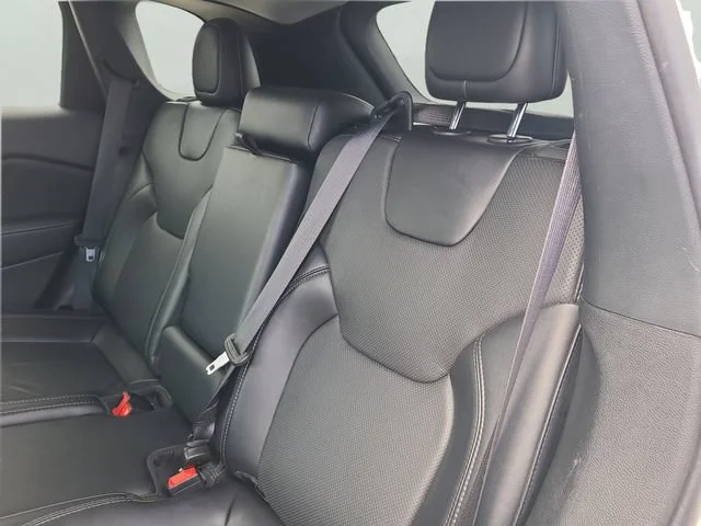 Used 2023 White Jeep Altitude Lux image 13