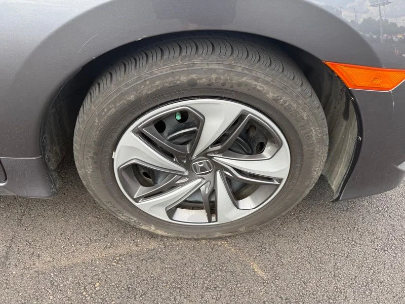 Used 2019 Silver Honda LX image 15