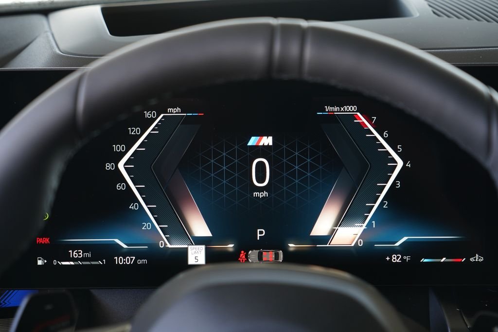 New 2027 Alpine White BMW 530i xDrive image 18