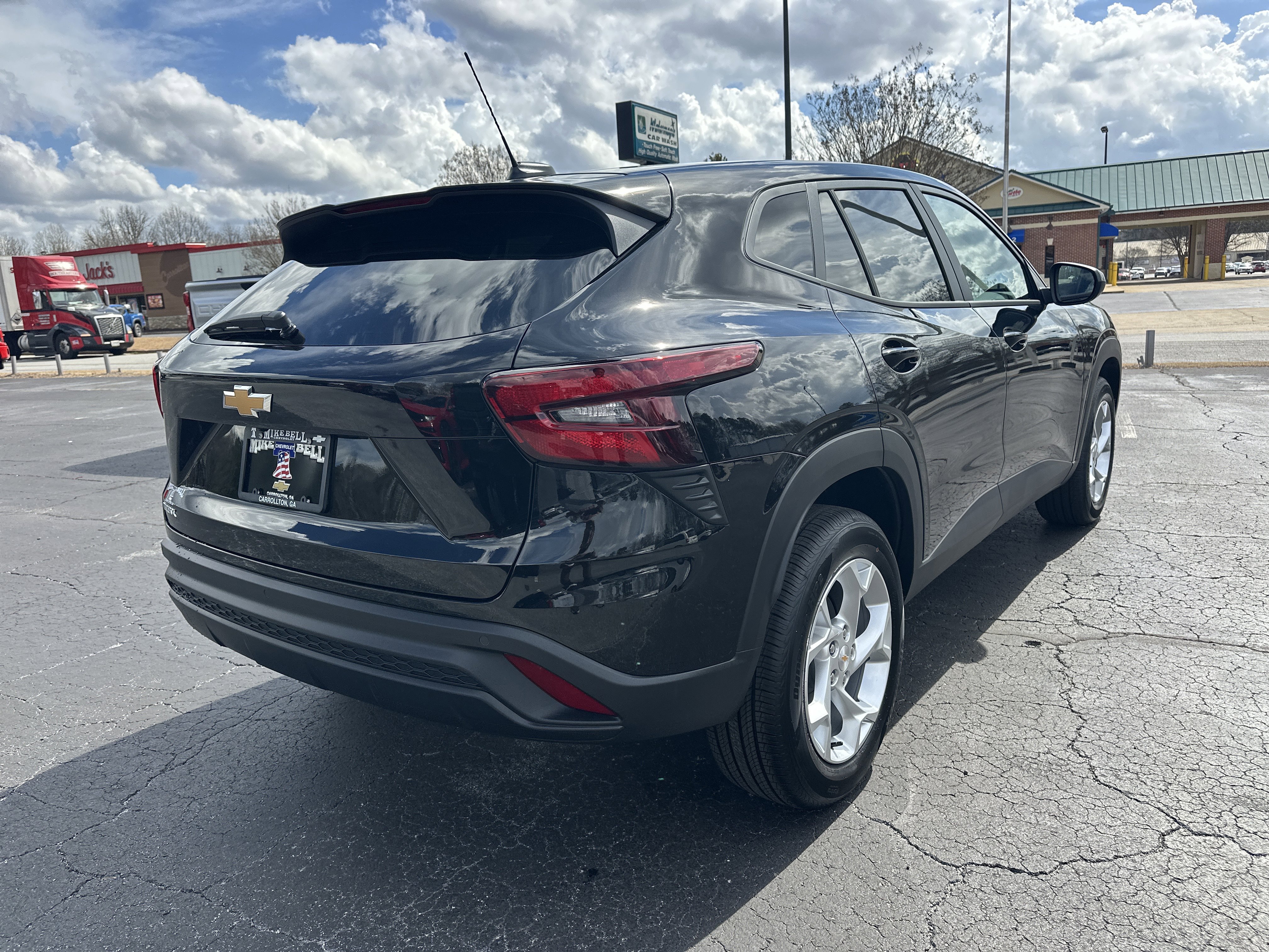 2026 Chevrolet Trax LS - Photo 8