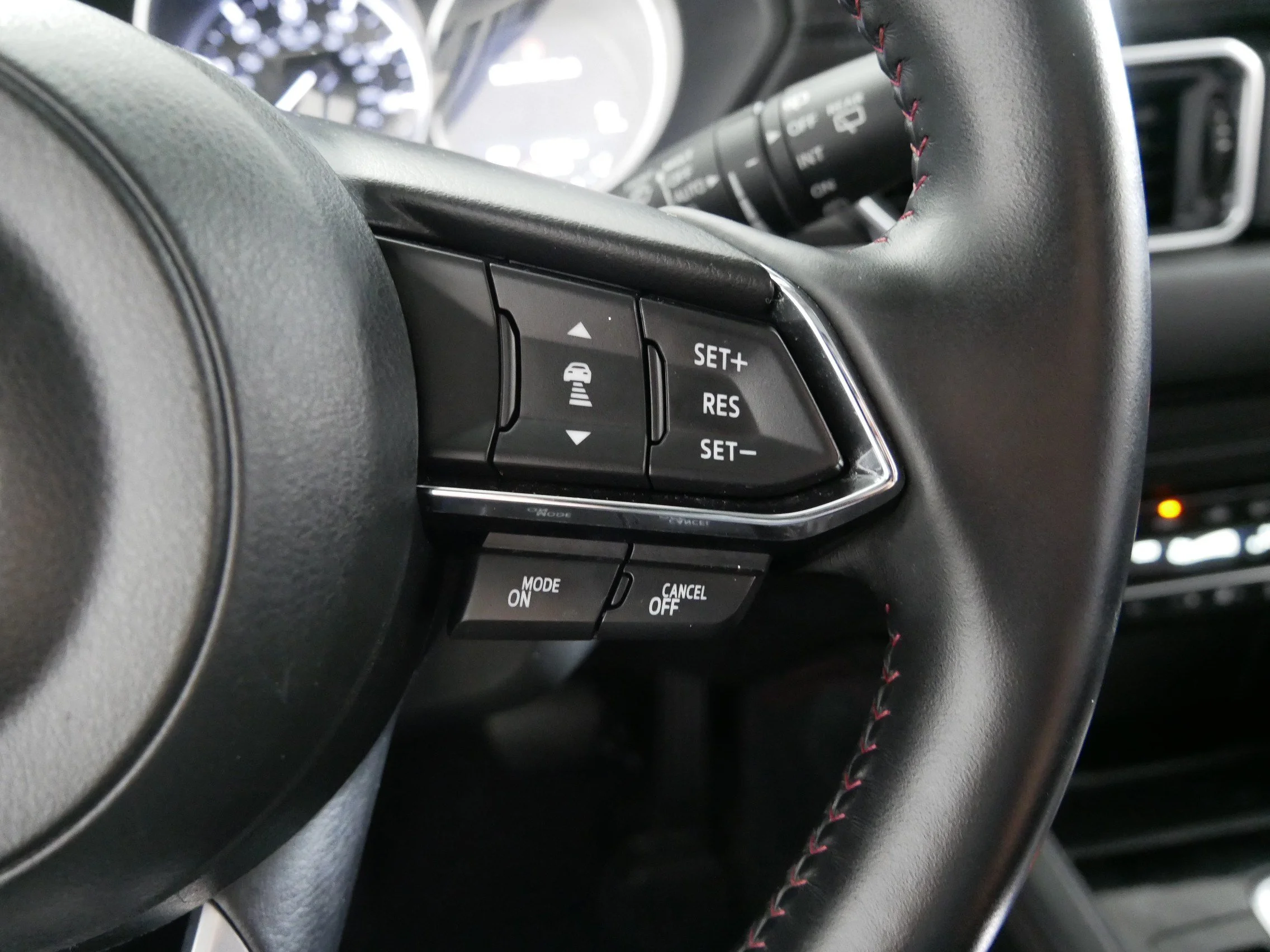 Used 2025 Polymetal Gray Metallic Mazda 2.5 S Carbon Edition image 28