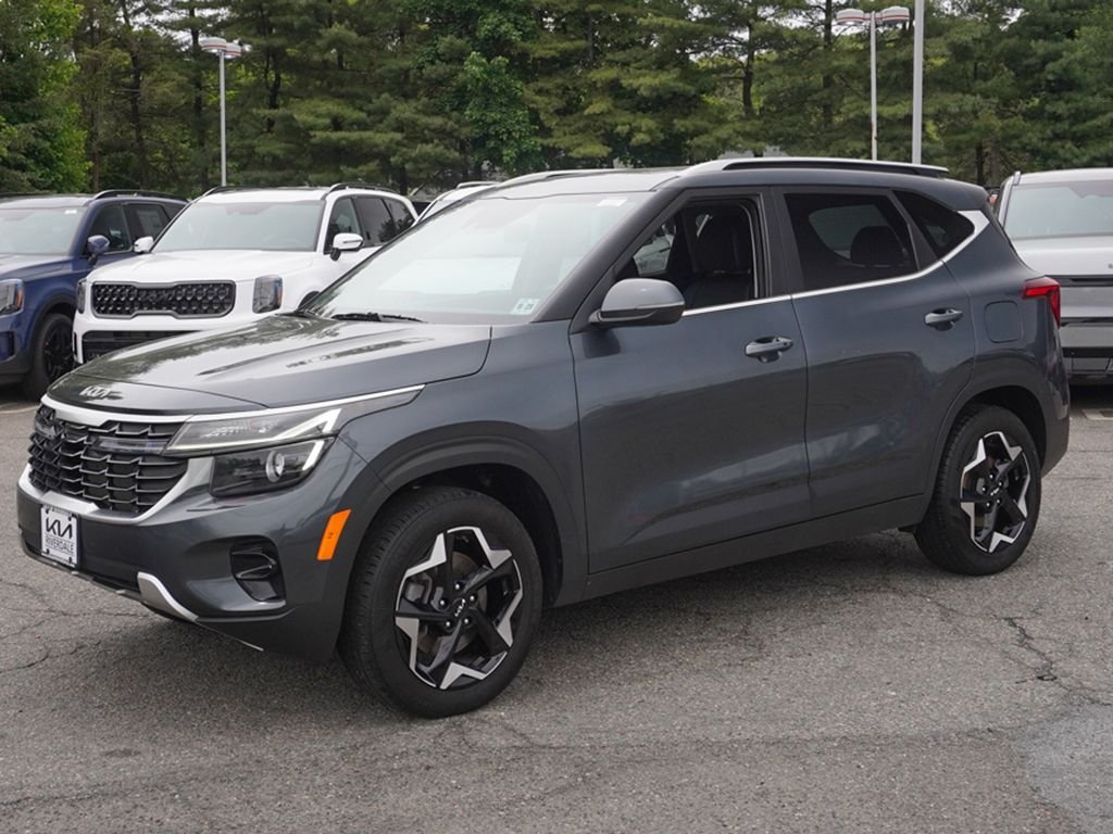 Used 2024 Gray Kia EX image 8