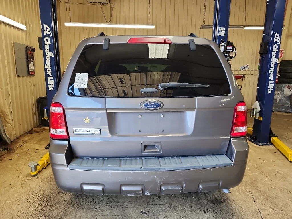 Used 2011 Sterling Gray Metallic Ford XLT image 15