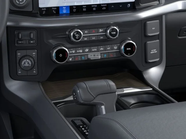 New 2026 Oxford White Ford Lariat image 15