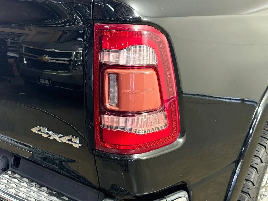 Used 2019 Black Ram Laramie image 31
