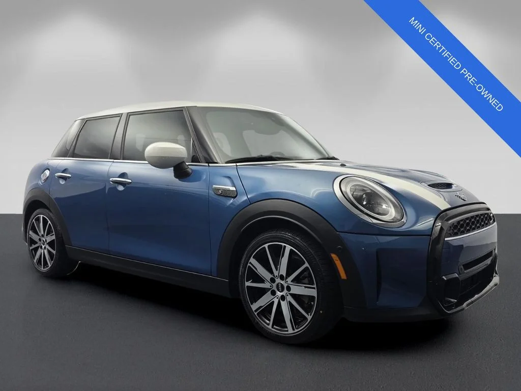 2024 MINI Hardtop 4 Door