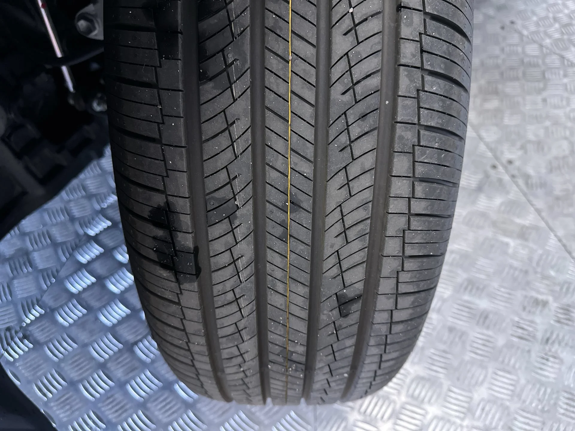 New 2026 Alloy Silver Metallic Mitsubishi SE image 29