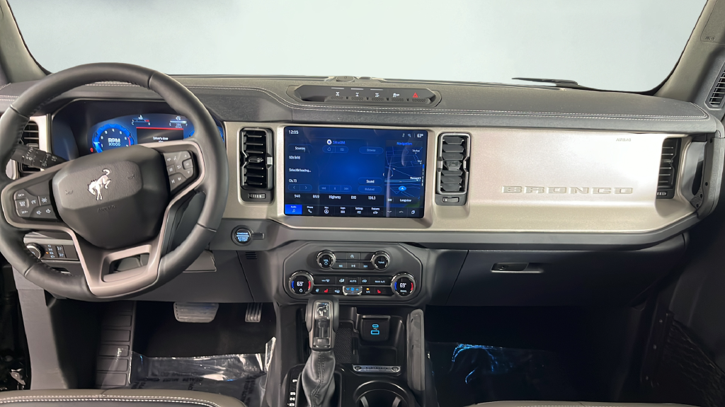 2025 Ford Bronco 4-Door Outer Banks - Photo 10