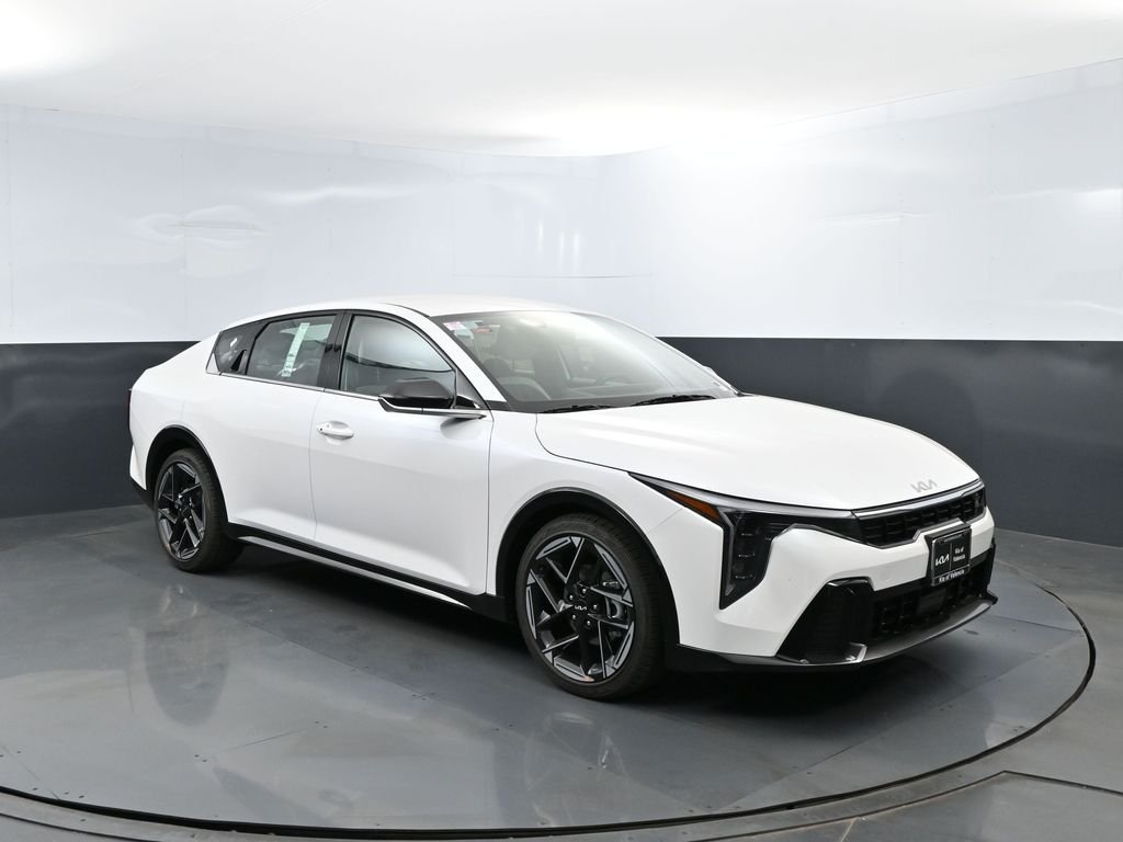 New 2026 Snow White Pearl Kia GT-Line image 3