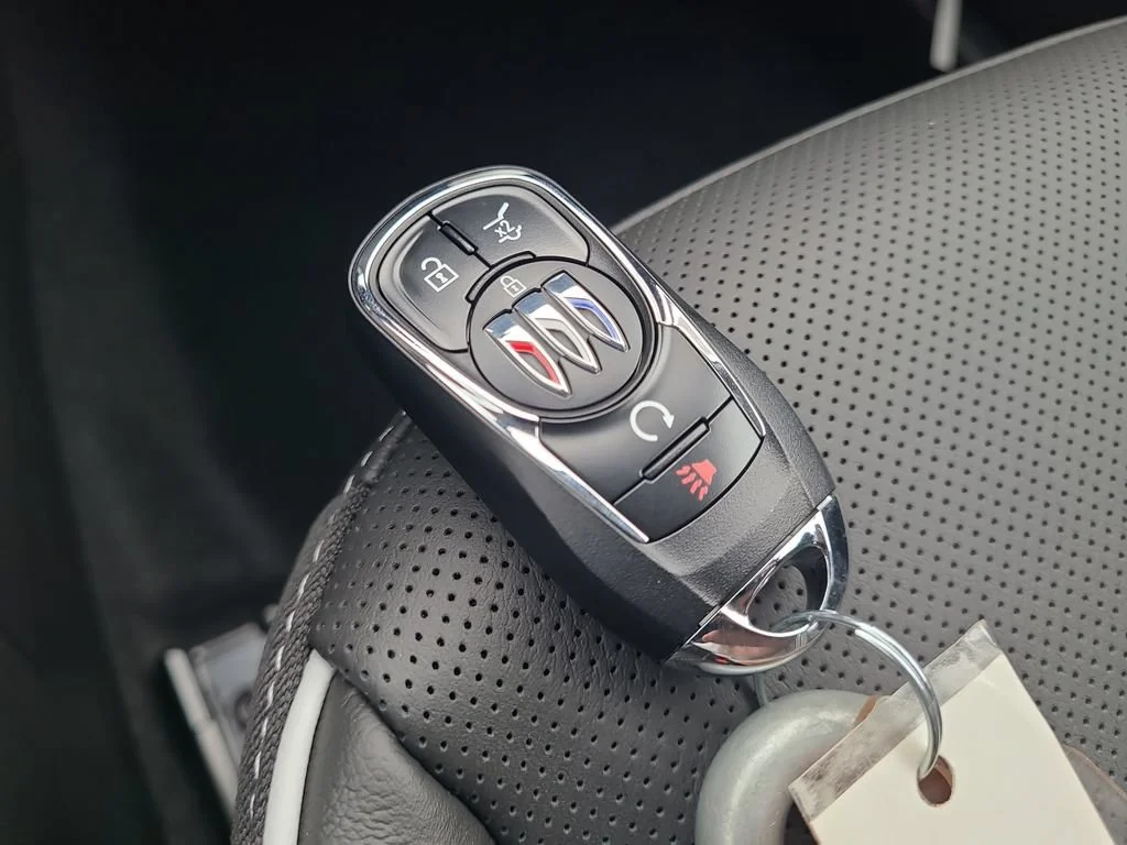 New 2026 Moonstone Gray Metallic Buick Avenir image 27