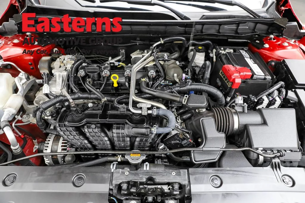 Used 2023 Red Nissan 2.5 SL image 7