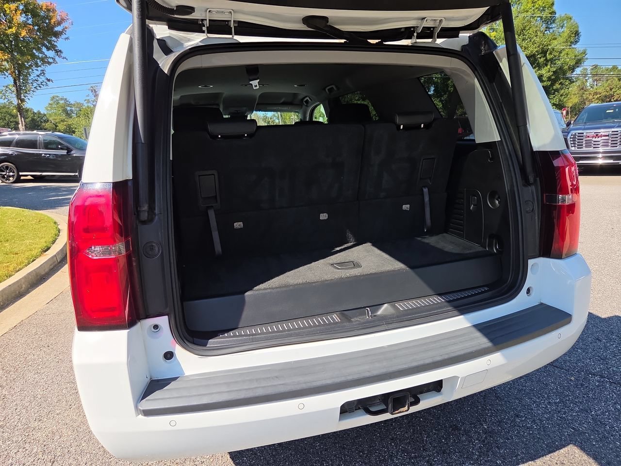 Used 2019 SUMMIT WHITE Chevrolet LT image 27
