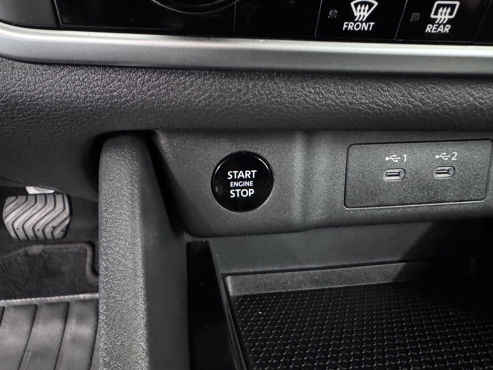 2024 Nissan Rogue SV - Photo 24
