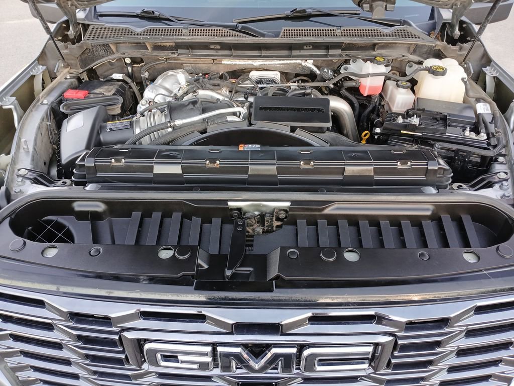 Used 2024 Sterling Metallic GMC Denali Ultimate DRW image 31