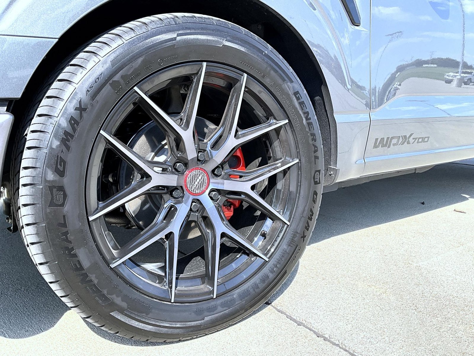 New 2026 Carbonized Gray Metallic Ford XL image 20