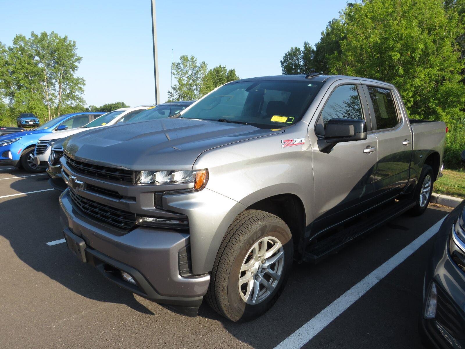 Used 2021 Satin Steel Metallic Chevrolet RST image 7