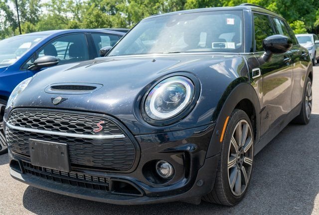 Used 2024 Black Metallic MINI  image 1