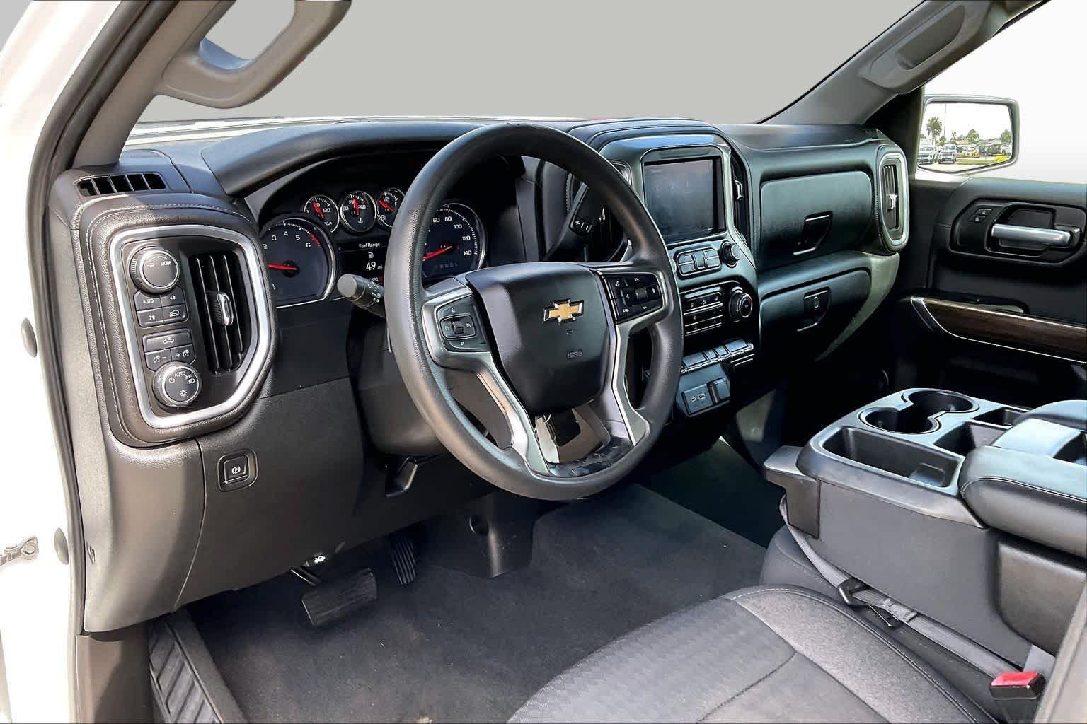 Used 2020 Summit White Chevrolet LT image 17
