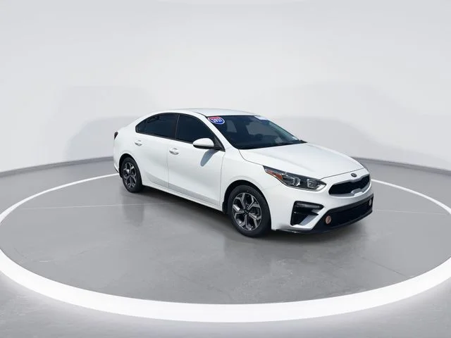 Used 2021 White Kia LXS image 1