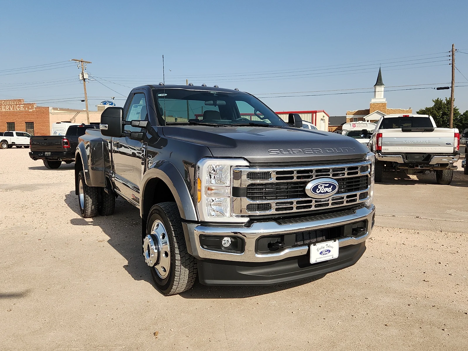 New 2027 Carbonized Gray Metallic Ford XLT image 1
