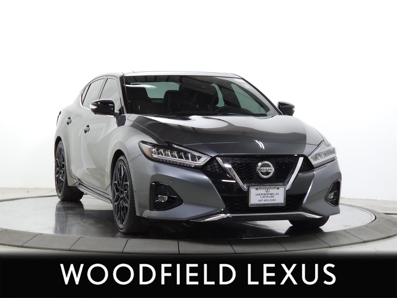 2019 Nissan Maxima SR's photo