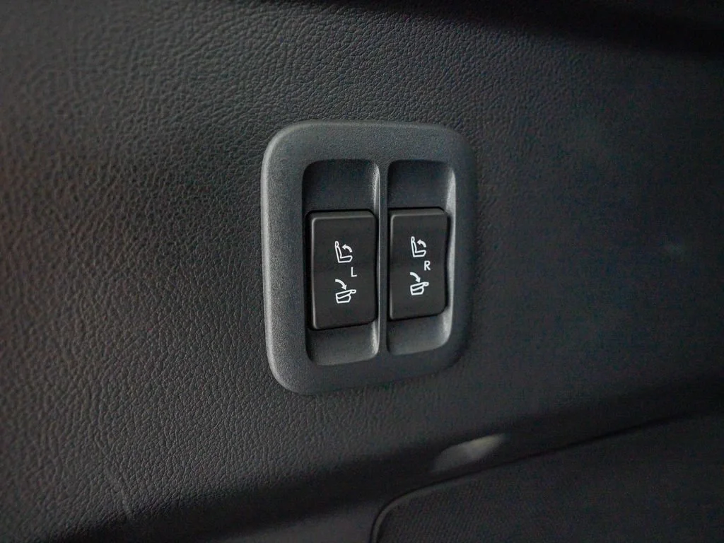 2025 Lexus TX Premium - Photo 39