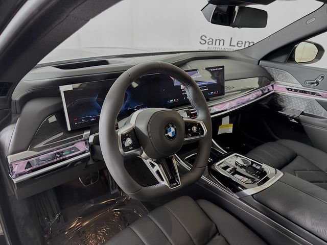Used 2026 Black BMW 760i xDrive image 9