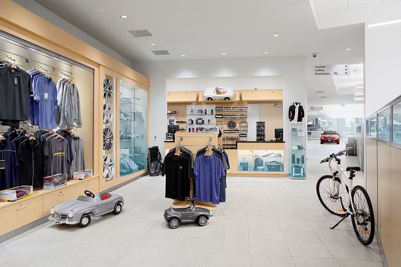 2025 Mercedes-Benz G-Class G580 - Photo 17