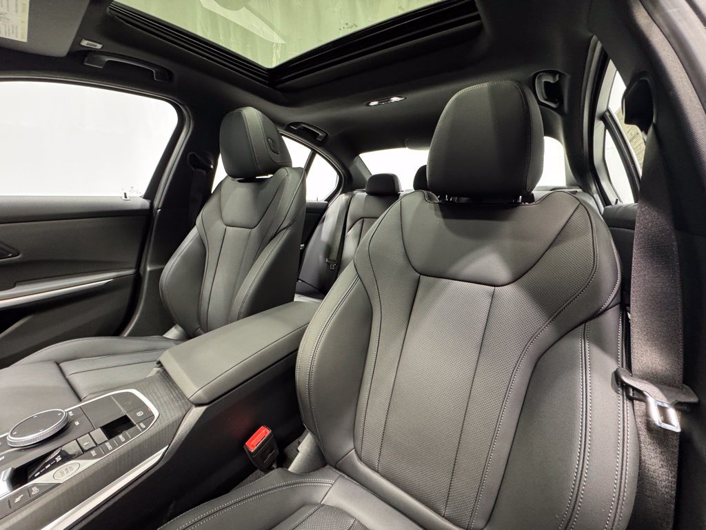 2026 BMW 3 Series 330i - Photo 19