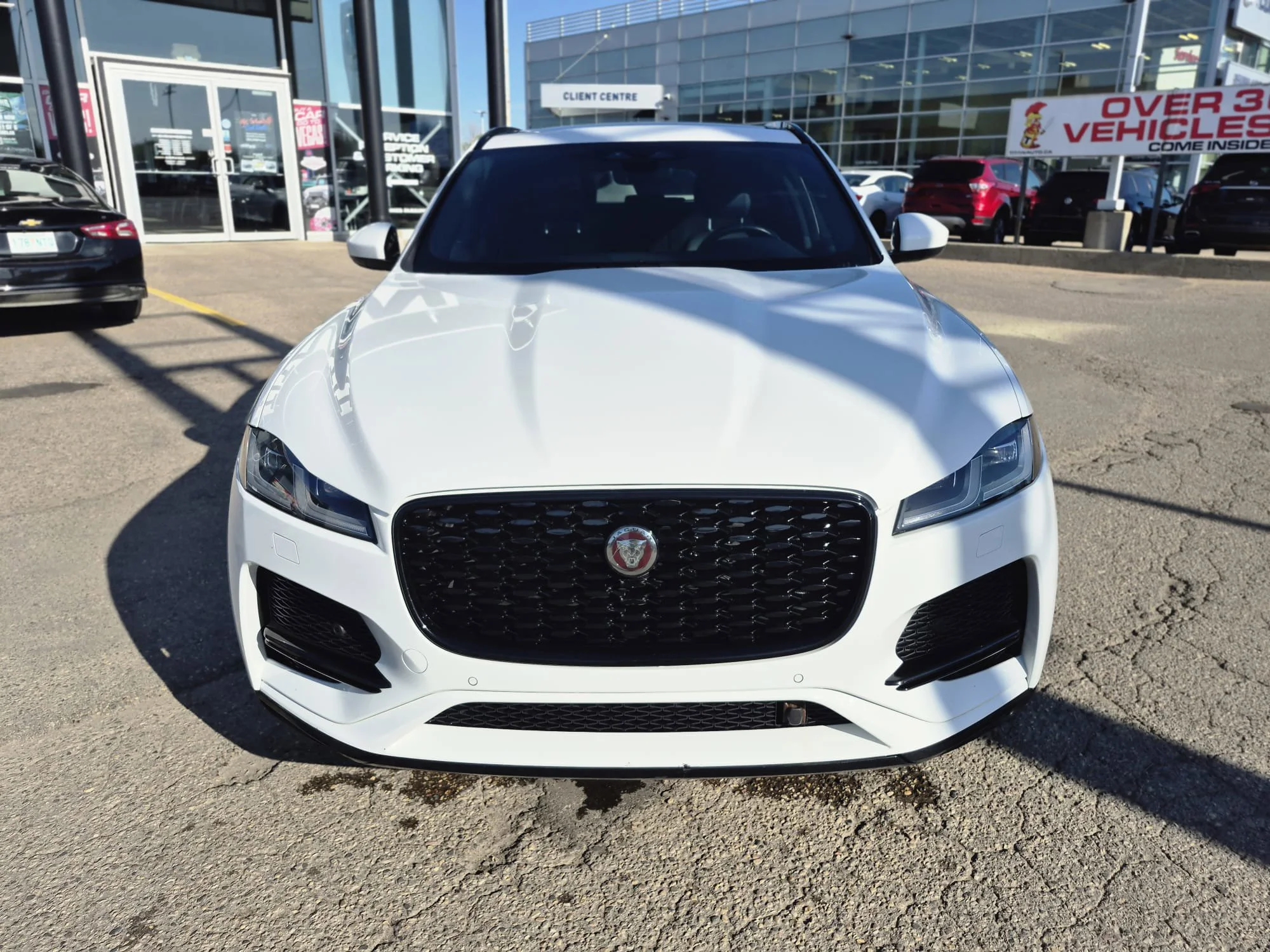 Used 2022 Fuji White Jaguar P250 S AWD*Nav | Htd Leather | Pano Roof | Htd Wheel | Blind Spot Detect | Meridian Audio | CarPlay image 4
