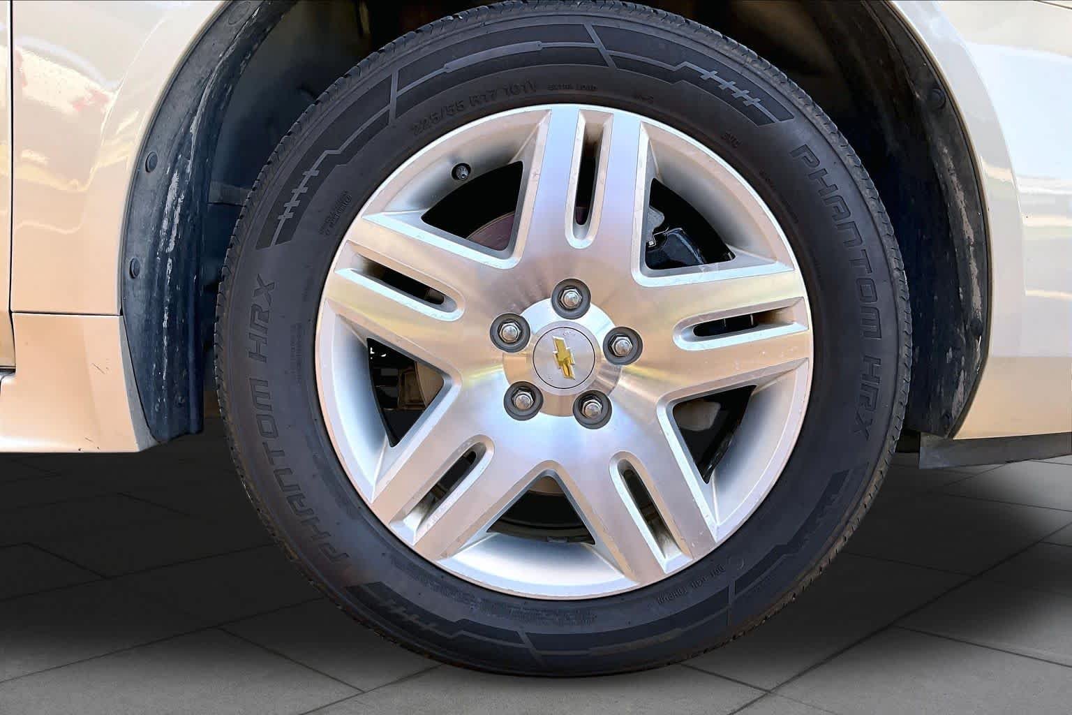 Used 2012 Gold Mist Metallic Chevrolet LT Fleet image 10