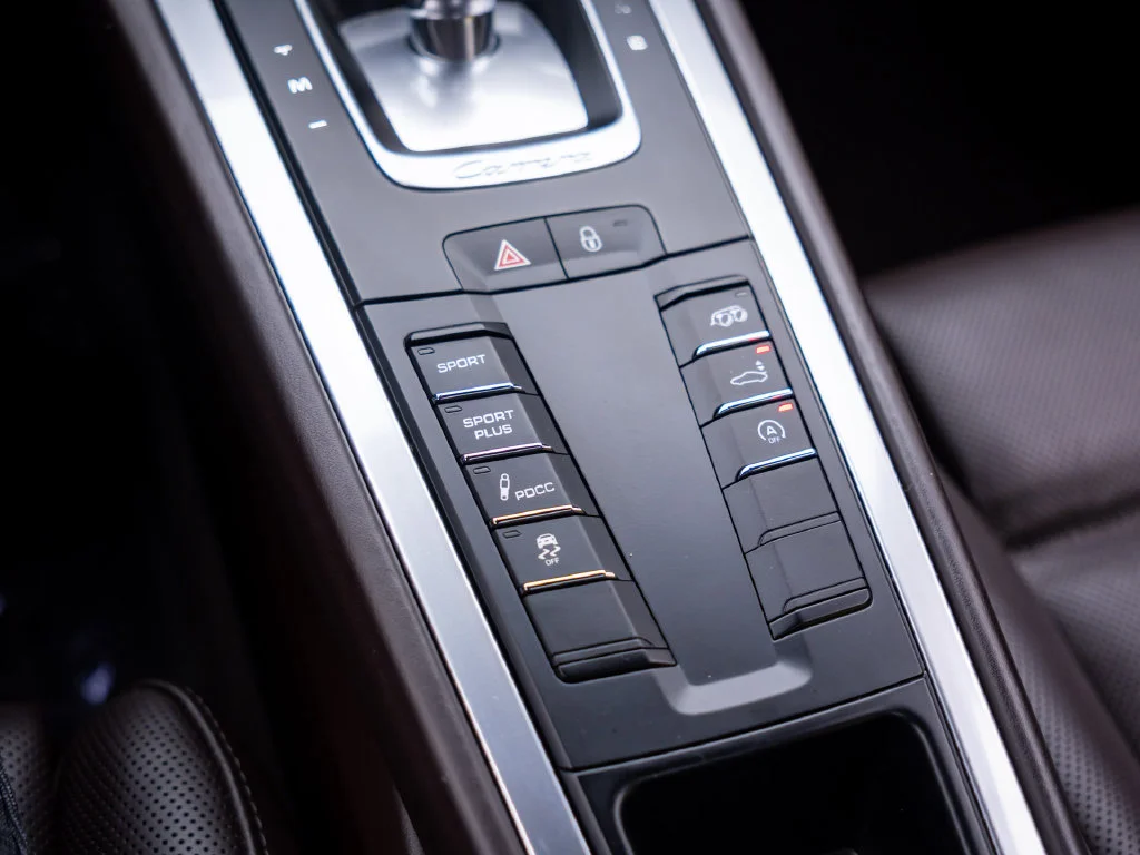 Used 2015 Brown Porsche Carrera 4S image 32