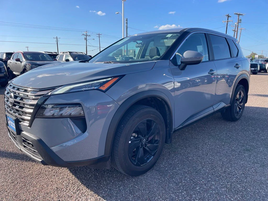 Used 2026 Gray Nissan SV image 5