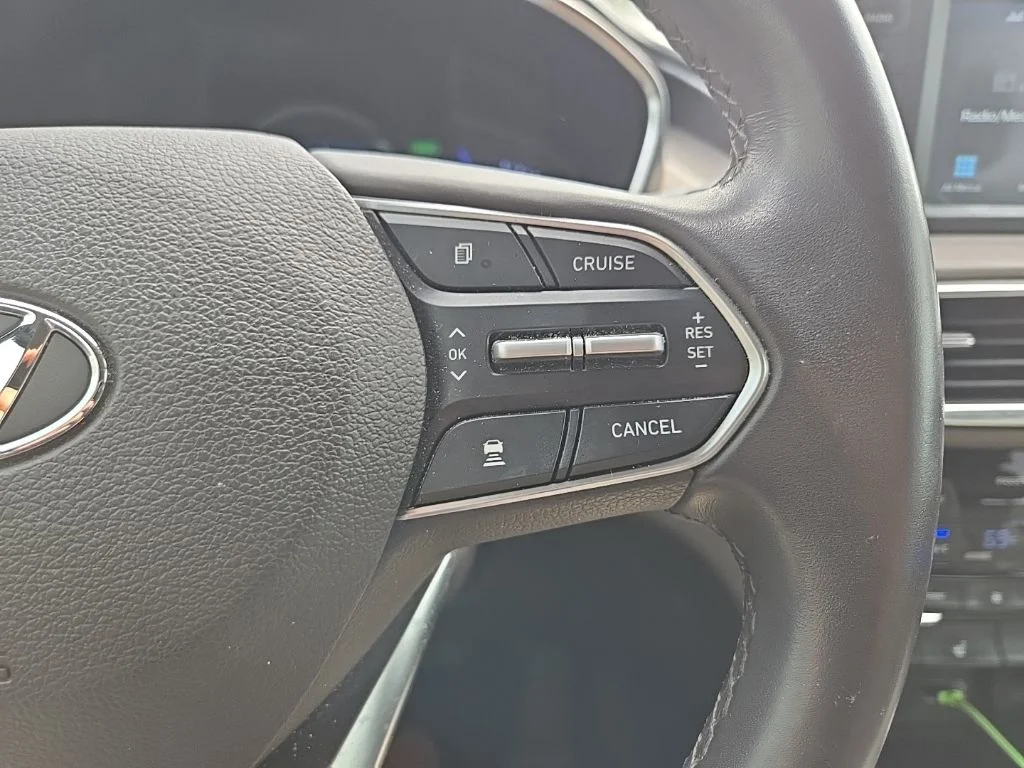 Used 2020 Black Hyundai SEL image 14