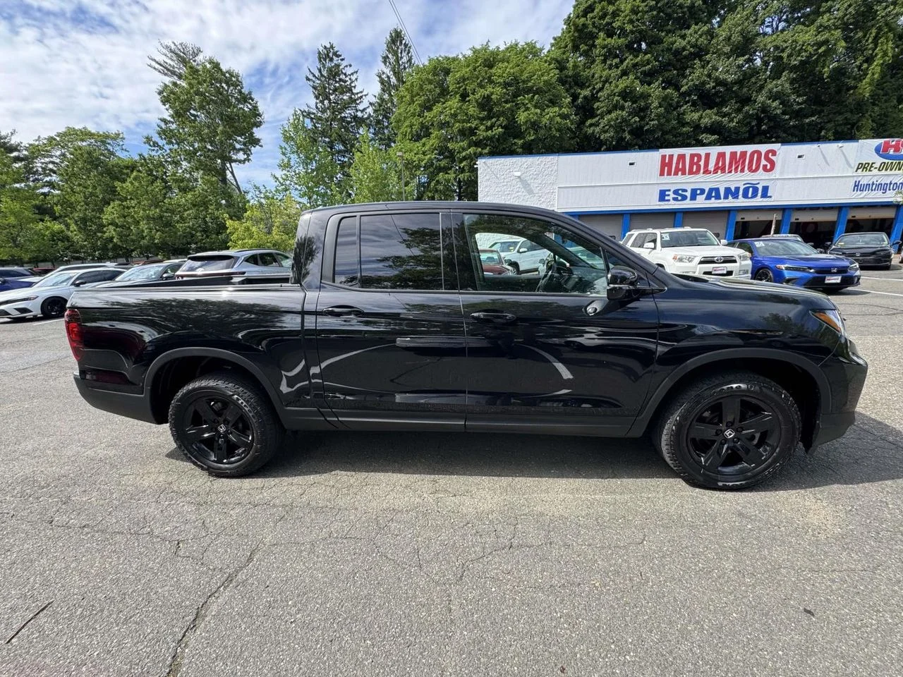 2023 Honda Ridgeline Black Edition - Photo 4