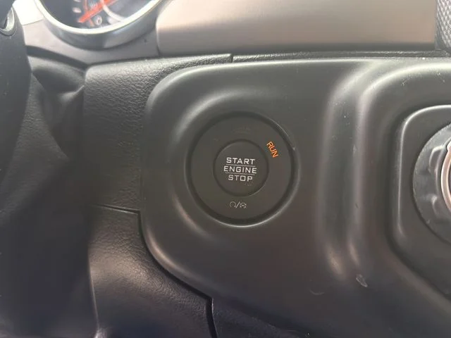 Used 2019 Black Jeep Unlimited Sport S image 13
